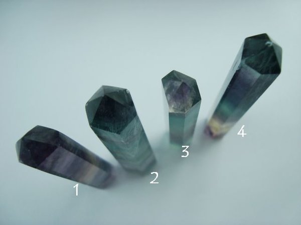 Fluorit-Spitze - gebändert - in Kristallform (1 Stk.)